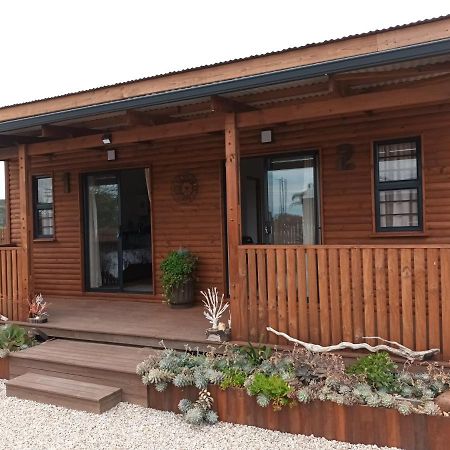 Chameleon Lodge Colchester Bagian luar foto